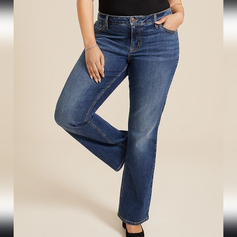 Maurices M Jeans High Rise Curvy  Straight Leg